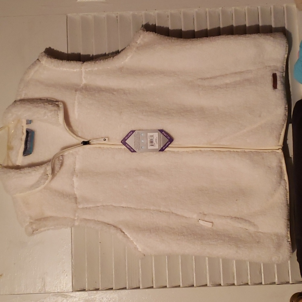 NWT☆ Plus Free Country Vest